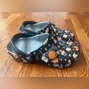 Disney Parks Mickey Mouse Halloween Clogs for Adults by Crocs W7 M5